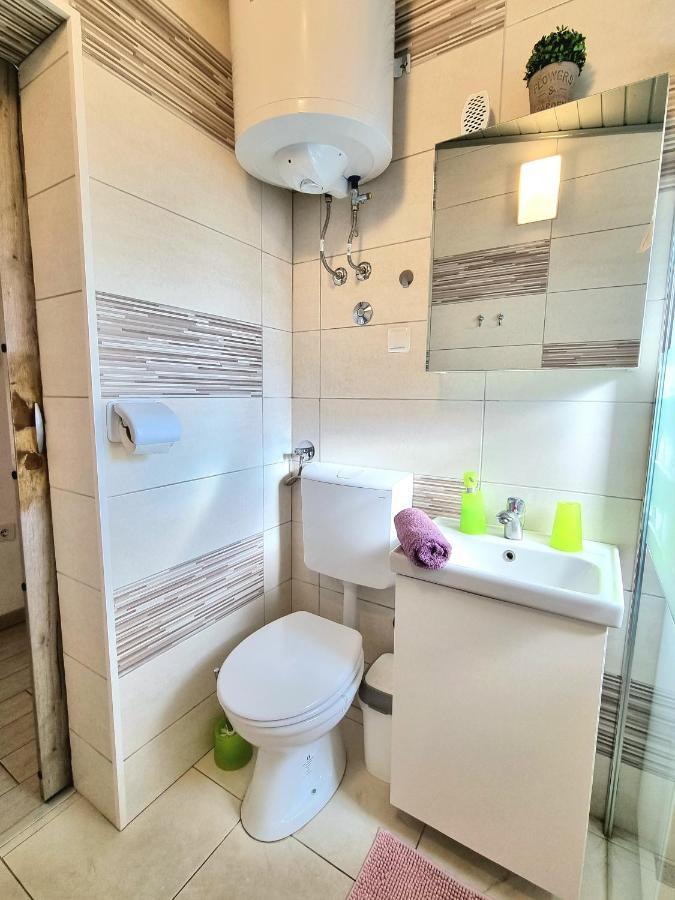 Studio Apartment Lino Skrbcici Екстер'єр фото