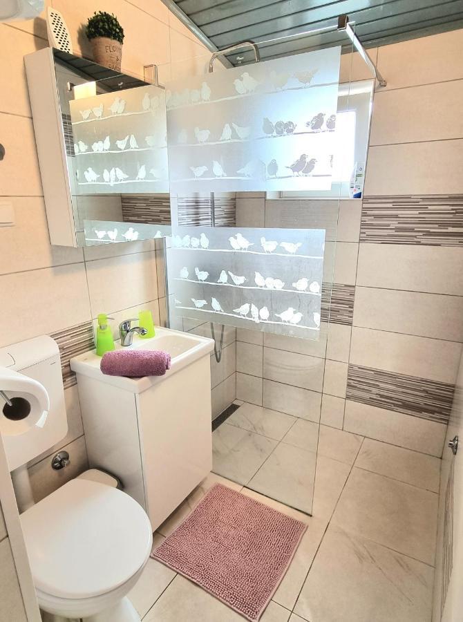 Studio Apartment Lino Skrbcici Екстер'єр фото