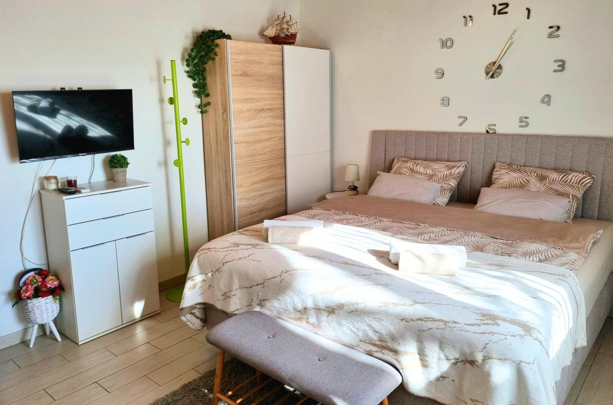 Studio Apartment Lino Skrbcici Екстер'єр фото
